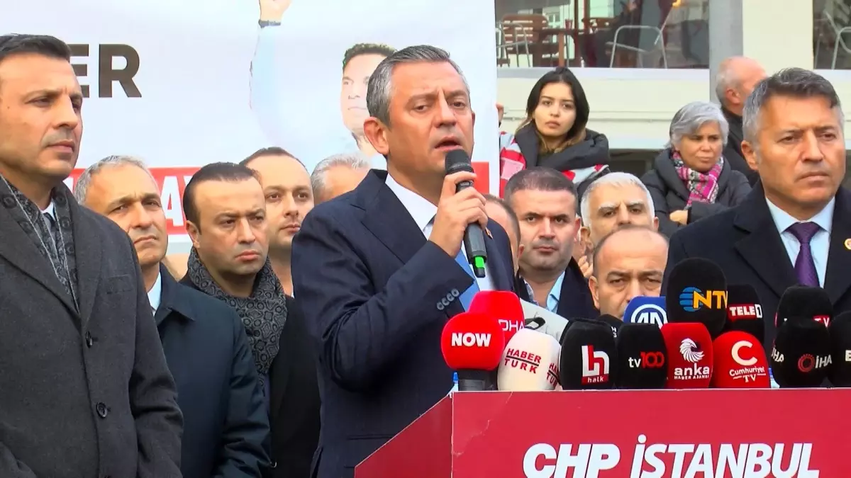 CHP Genel Başkanı Özgür Özel’den Esenyurt’taki Kayyum Kararına Tepki