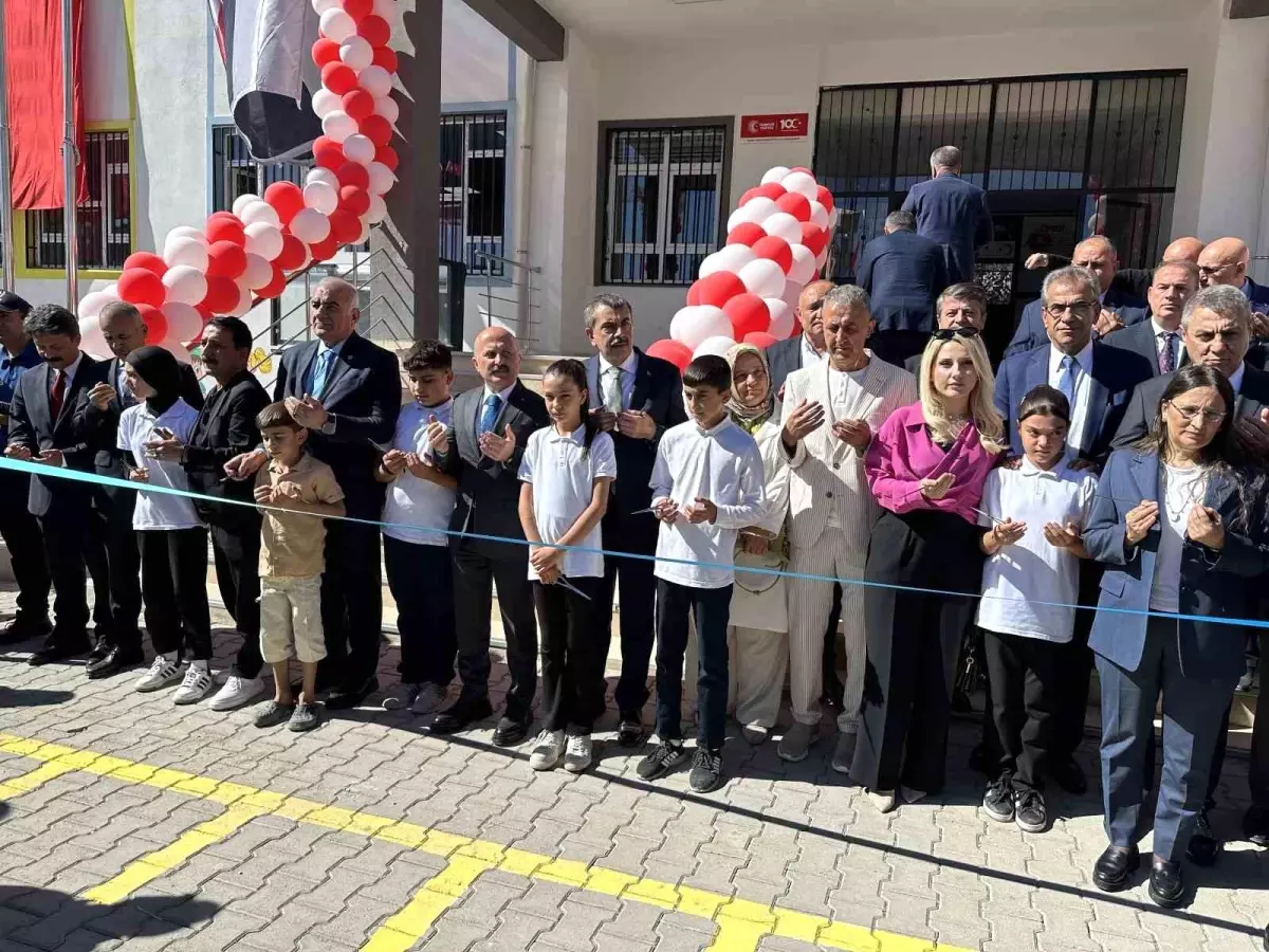 bakan tekin turkiye son 20 yilda egitim ogretimde fiziki altyapi teknolojik altyapi ve akademik icerik acisindan devrim niteliginde isler yapti 4YZM2tpQ