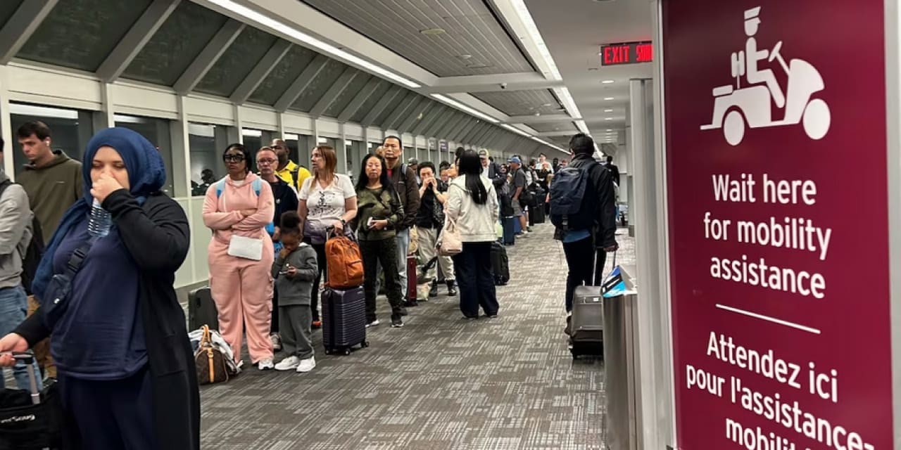 havalimaninda kriz sistem gitti yolcular kaldi P9yGtY6m