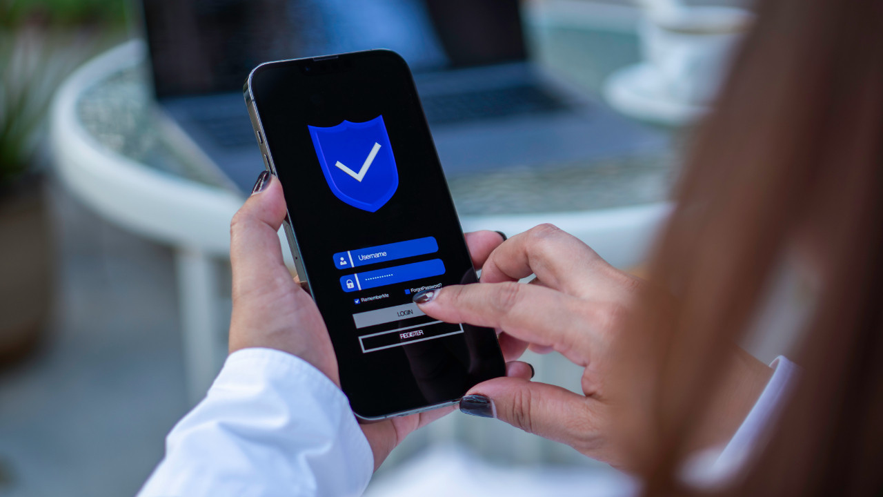 mobil uygulamalar sandiginizdan cok daha riskli olabilir YDR2Olci