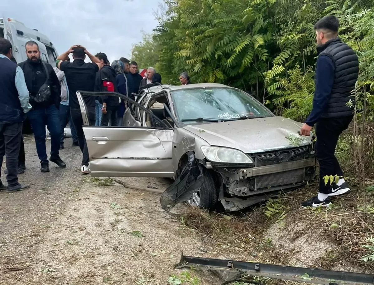 dugun konvoyunda feci kaza BGCAIwqA.jpg