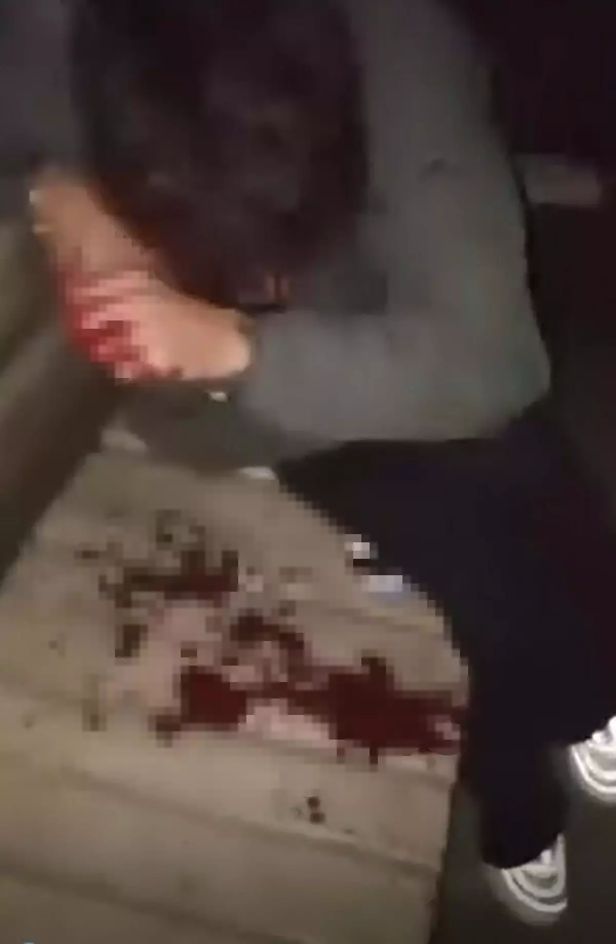 lise ogrencisi okul arkadasini darbetti o anlar kamerada D2pwvHL4