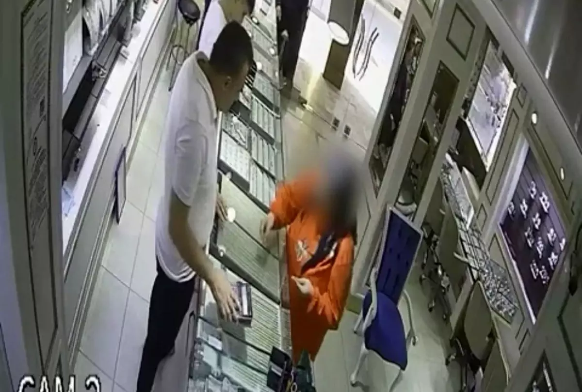 samsunda hirsizlik 200 bin tllik ziynet esyasi calindi UzVJHGCw