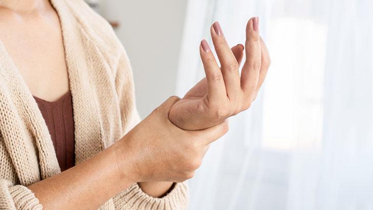 sessiz tehdit artrit sadece yaslilari vurmuyor eklem agrilarini hafife almayin BdLrfvlH.jpg