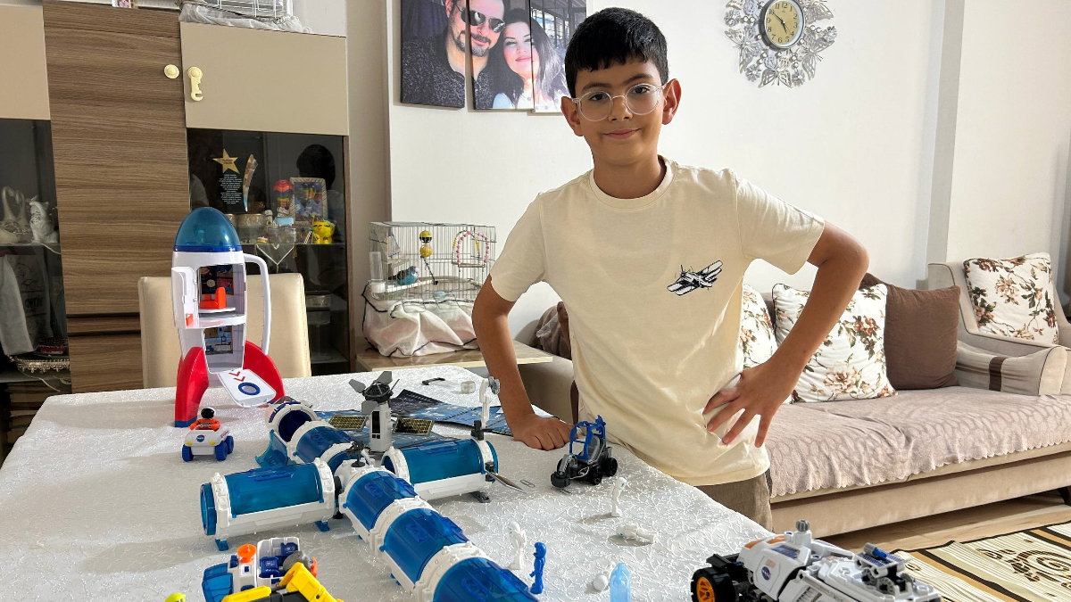 hatayda 11 yasindaki turk dahiye abdden davet 8fs9G53p.jpg