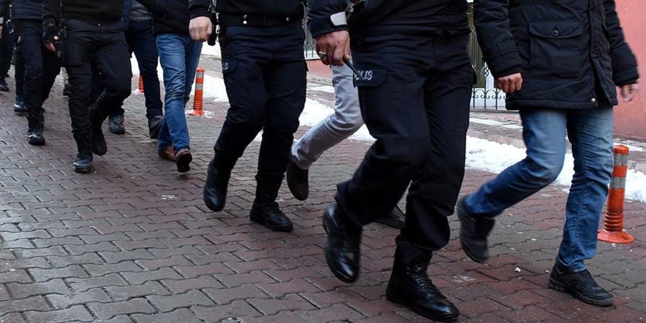 9-organize-suc-orgutune-darbe-46-kisi-tutuklandi-hA7wWRNU.jpg