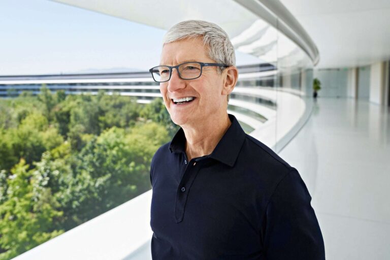 tim-cook-applein-gelecegi-ve-ayriliklar-hakkinda-konustu-Zpc9GGri.jpeg