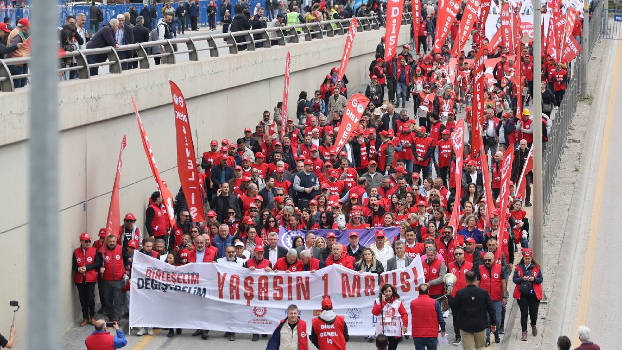 Ankara’da 1 Mayıs Coşkusu: Emekçiler Tandoğan Meydanı’nda Bir Araya Geldi