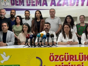 Dem Parti programı açıkladı: Diyarbakır’da terörist elebaşı için özgürlük mitingi