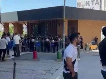 Ankara’da öğretmenlere yine polis ablukası!
