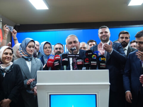 Mesut Özarslan AKP’ye çabuk uyum sağladı: Erdoğan’dan önce İstanbul pislik içindeydi