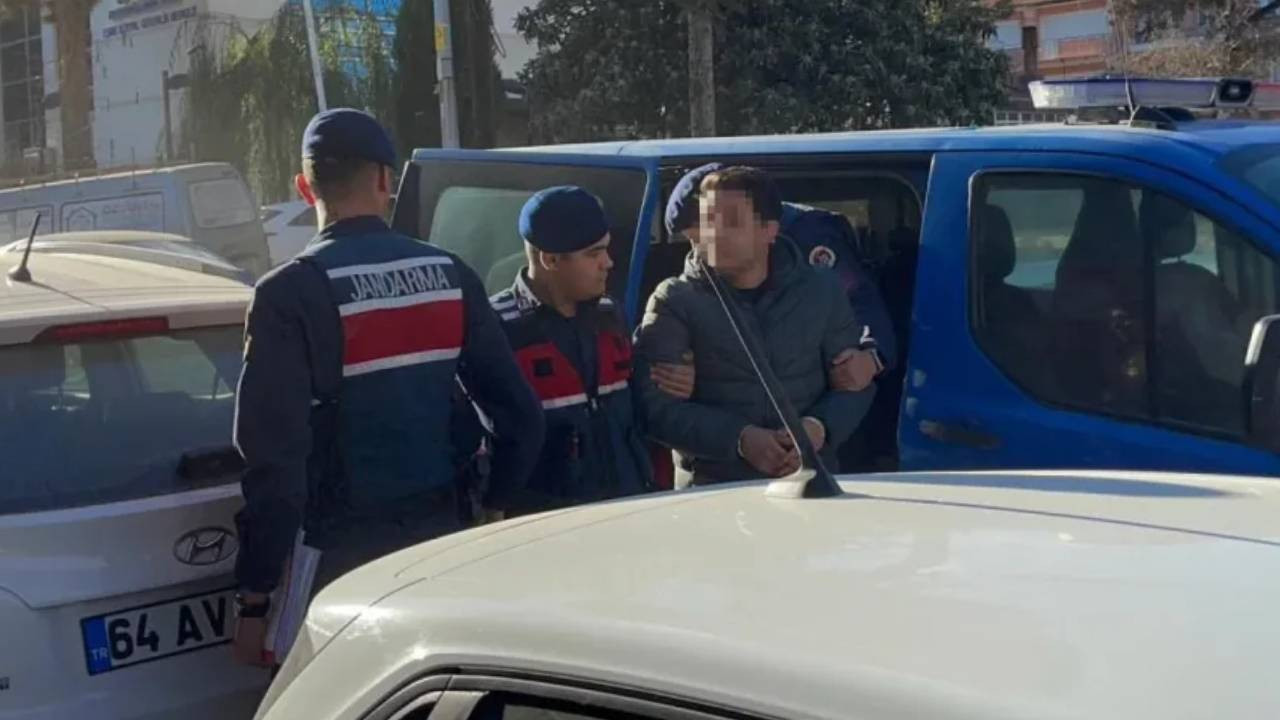 4 kisinin yaralandigi feci kazada surucu tutuklandi 39wdDwBT